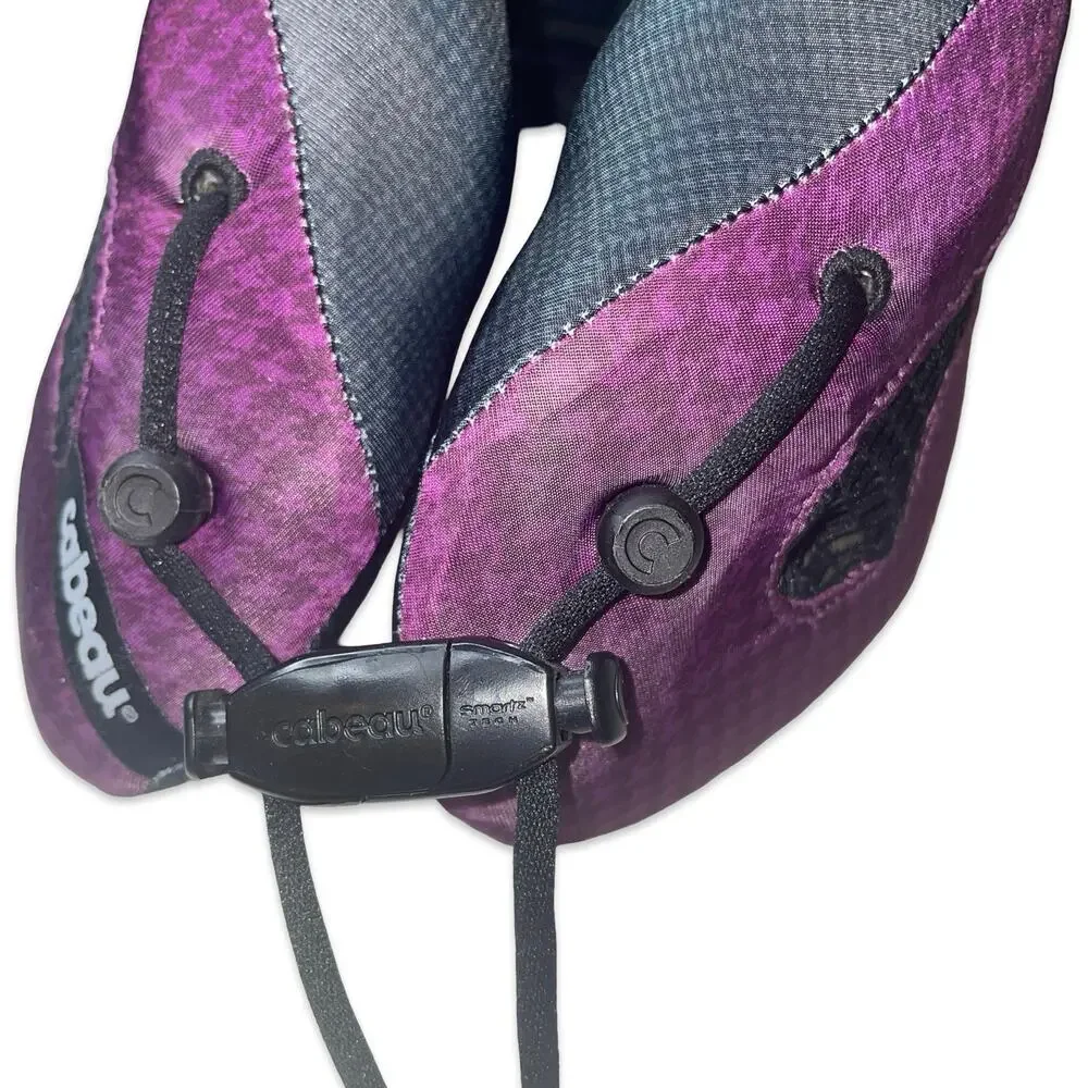 Cabeau Evolution Cool Travel Neck Pillow Purple Houndstooth Case Headphones